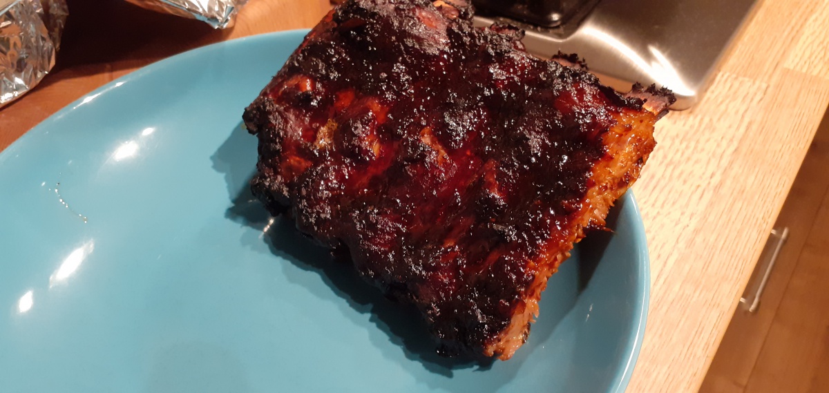 Oven baked veal spareribs